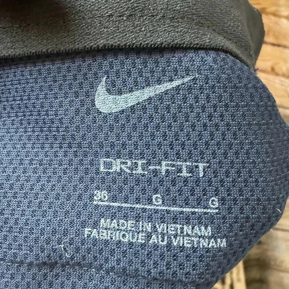 Nike Golf Men's Size 36 Navy Blue Shorts Dri-Fit Polyester Spandex Active Course - Picture 3 of 12